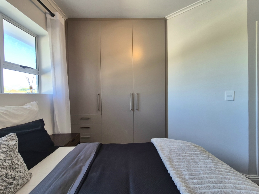 2 Bedroom Property for Sale in Harfield Village Western Cape